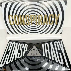 IN HAND New Shane Dawson x Jeffree Star CONSPIRACY PALETTE (18 Shades) Gorgeous!